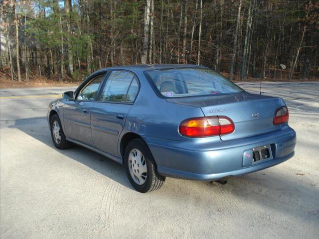 Chevrolet Malibu 1999 photo 1