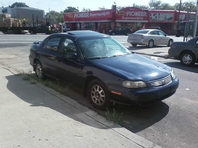 Chevrolet Malibu 1999 photo 1