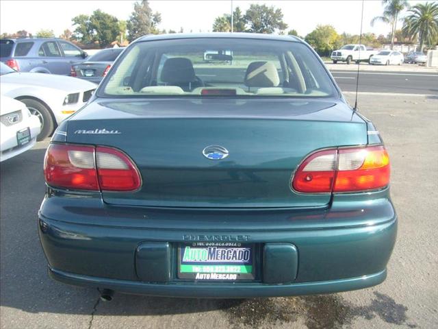 Chevrolet Malibu 2000 photo 4