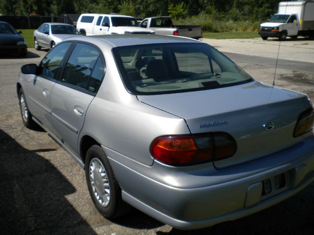 Chevrolet Malibu 2000 photo 4