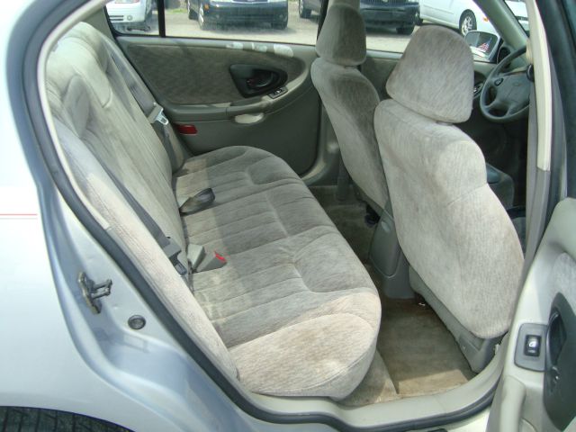 Chevrolet Malibu 2000 photo 10