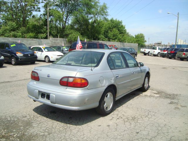 Chevrolet Malibu 2000 photo 20