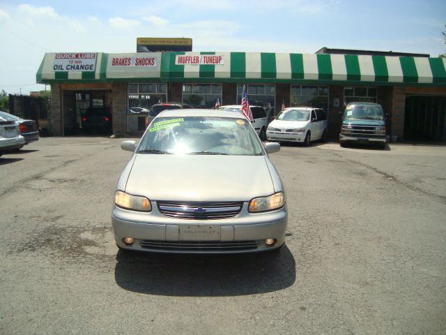 Chevrolet Malibu 2000 photo 21