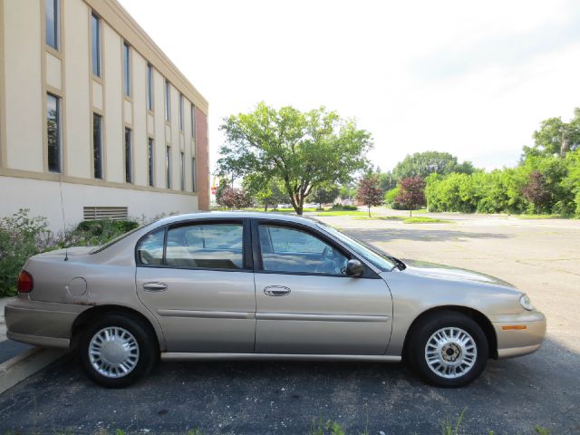 Chevrolet Malibu Base Sedan