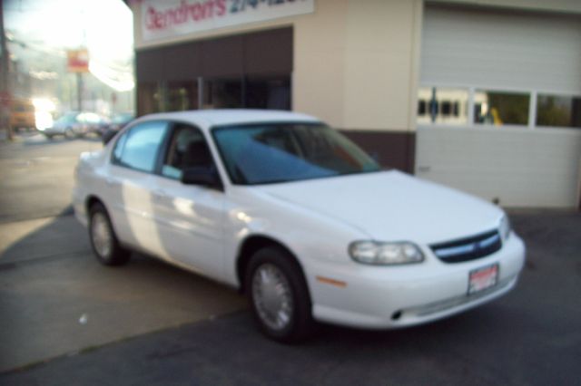 Chevrolet Malibu 2001 photo 2