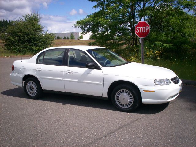 Chevrolet Malibu Base Sedan