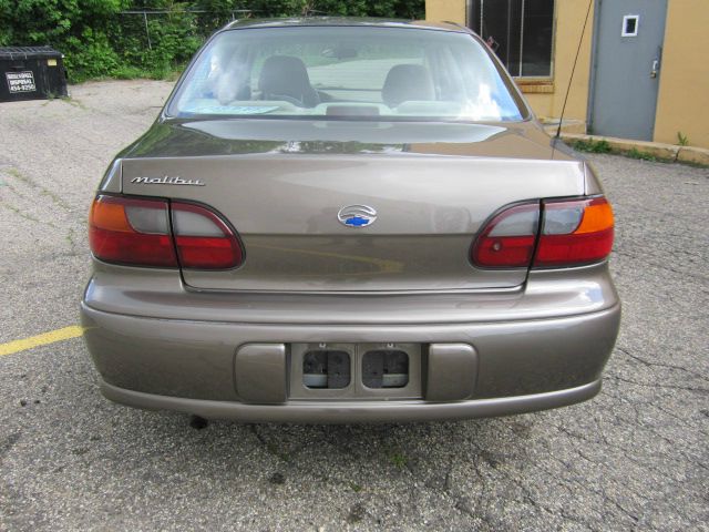 Chevrolet Malibu 2001 photo 3