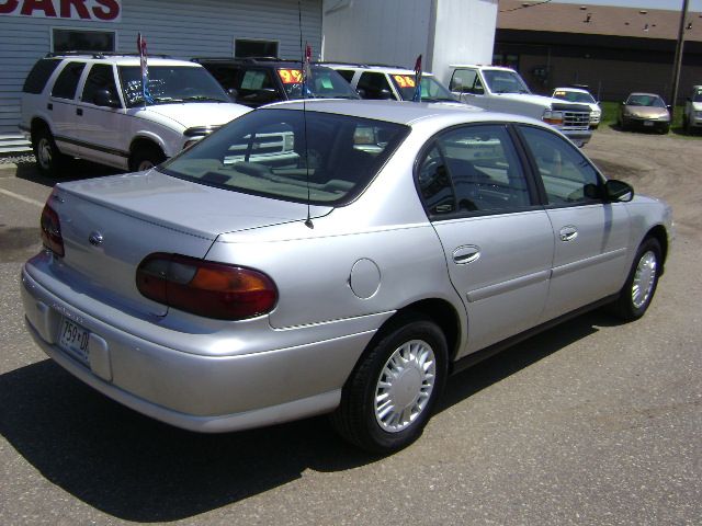 Chevrolet Malibu 2001 photo 1