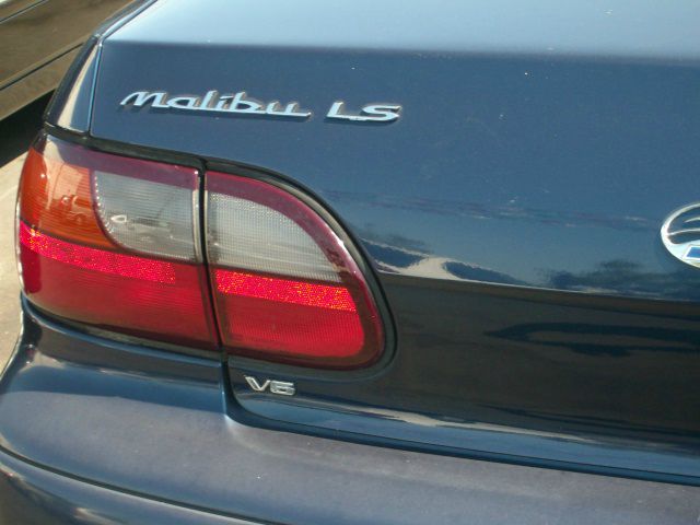 Chevrolet Malibu 2001 photo 1