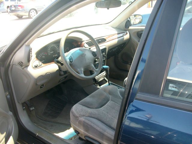 Chevrolet Malibu 2001 photo 3