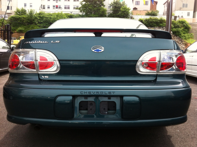 Chevrolet Malibu 2001 photo 2