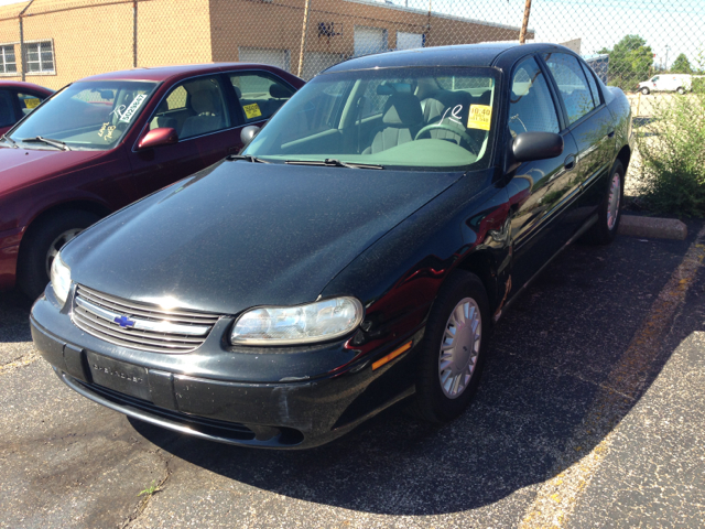 Chevrolet Malibu Base Sedan