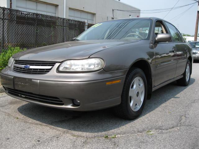 Chevrolet Malibu 4dr 112 Sedan