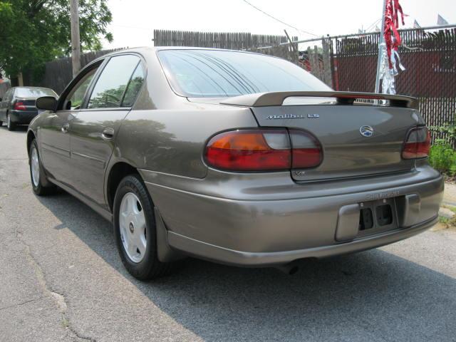 Chevrolet Malibu 2001 photo 1