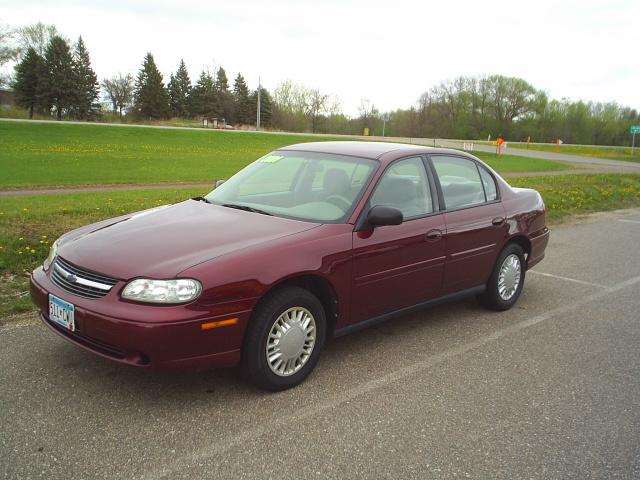 Chevrolet Malibu 2001 photo 1