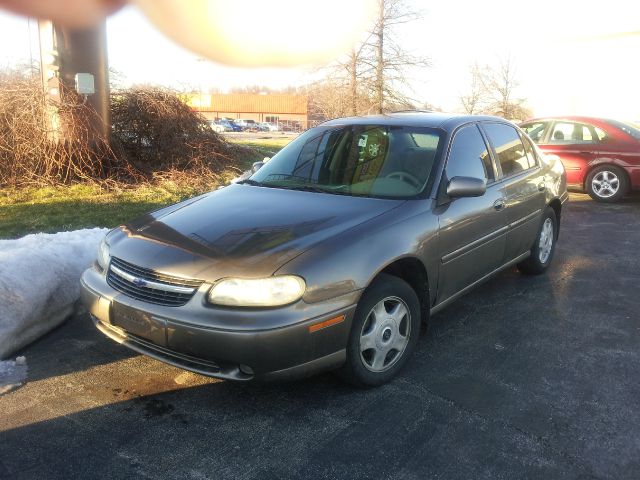 Chevrolet Malibu 2001 photo 3