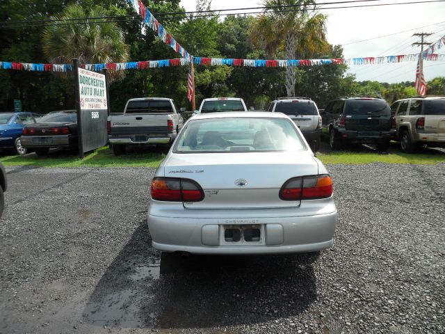 Chevrolet Malibu 2001 photo 2