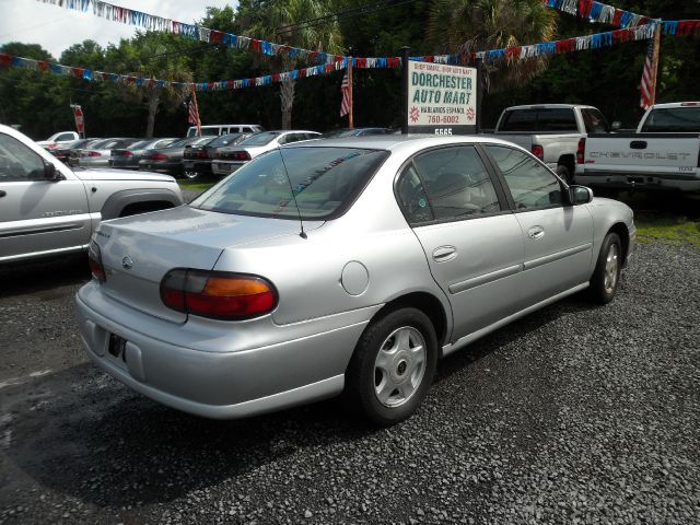 Chevrolet Malibu 2001 photo 3