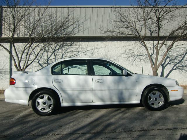 Chevrolet Malibu 2001 photo 3