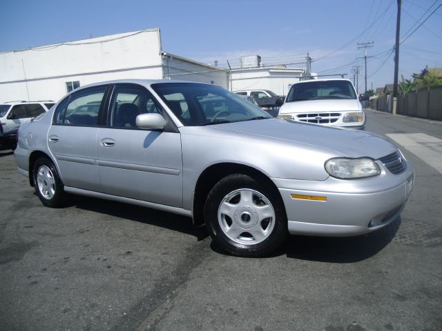 Chevrolet Malibu 2001 photo 2