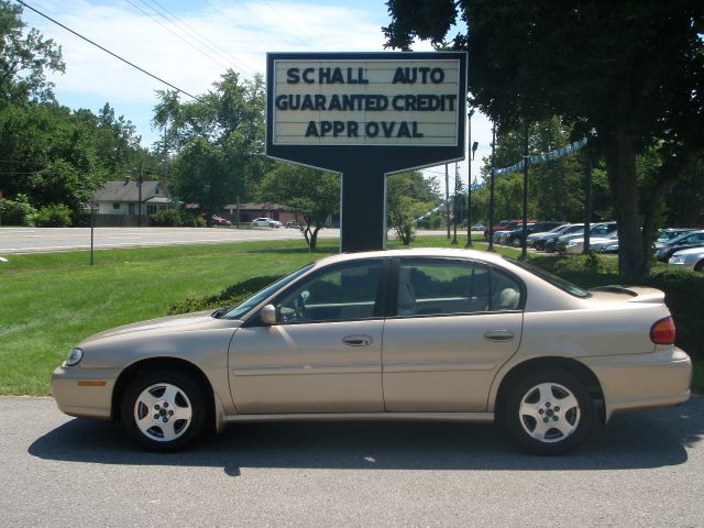 Chevrolet Malibu 2002 photo 1