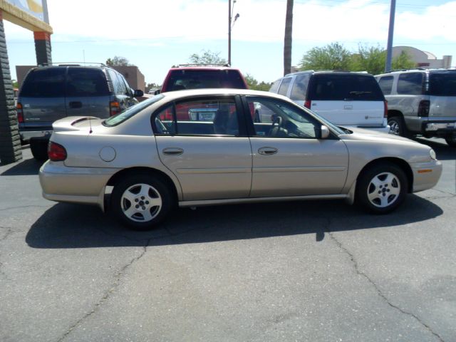 Chevrolet Malibu 2002 photo 1