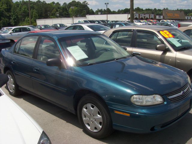 Chevrolet Malibu Base Sedan