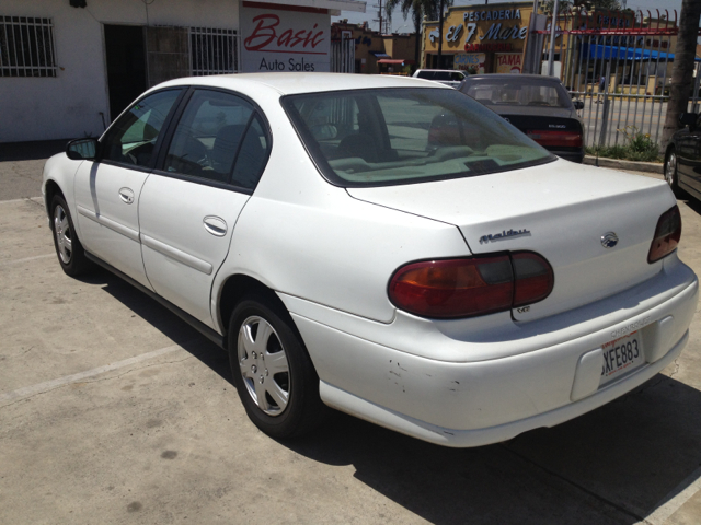 Chevrolet Malibu 2002 photo 2