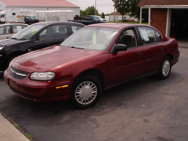 Chevrolet Malibu 2002 photo 2