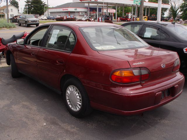 Chevrolet Malibu 2002 photo 3