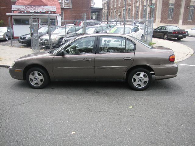 Chevrolet Malibu 2002 photo 3