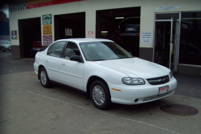 Chevrolet Malibu 2003 photo 3