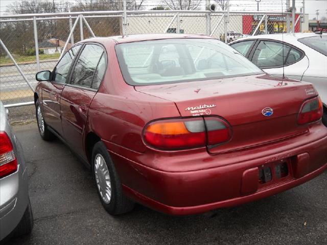 Chevrolet Malibu 2003 photo 3