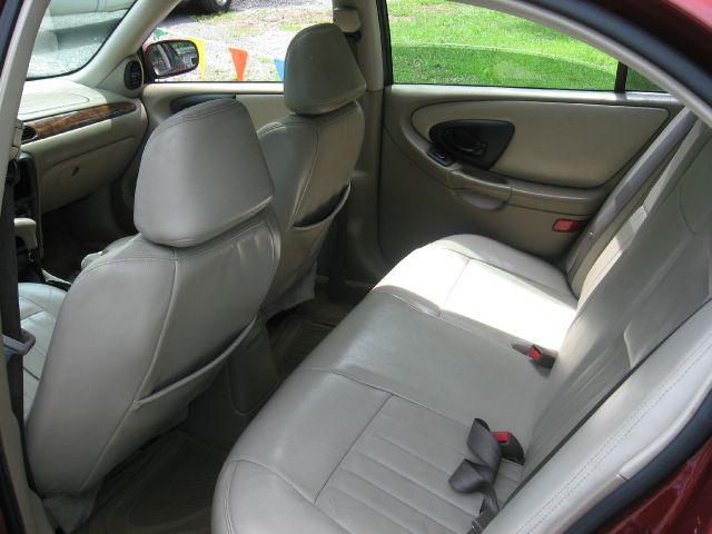 Chevrolet Malibu 2003 photo 2