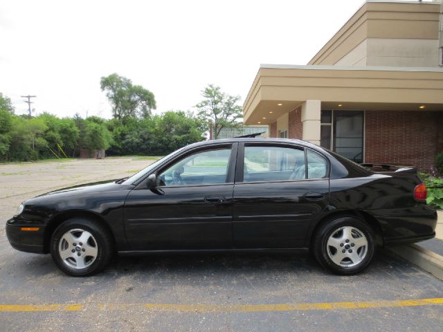 Chevrolet Malibu 2003 photo 2