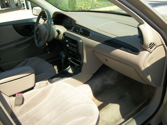 Chevrolet Malibu 2003 photo 5