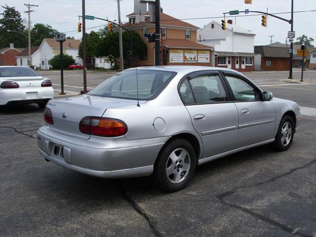 Chevrolet Malibu 2003 photo 3