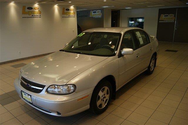 Chevrolet Malibu 2003 photo 3