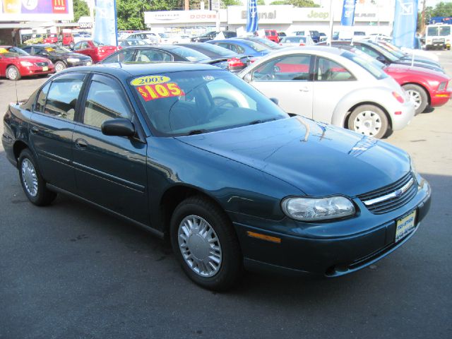 Chevrolet Malibu 2003 photo 3