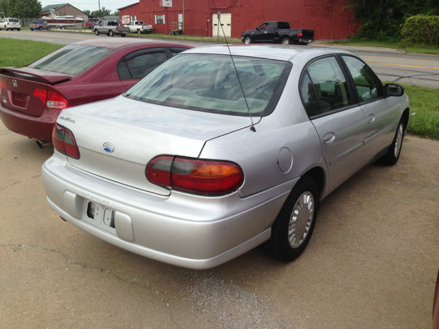 Chevrolet Malibu 2003 photo 1