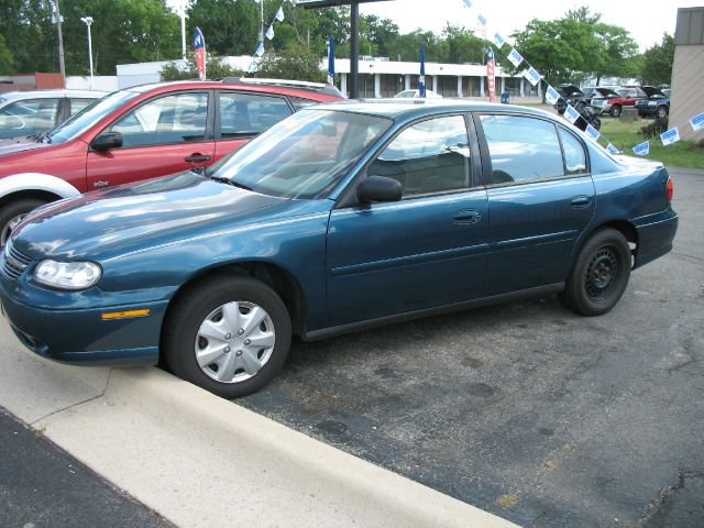 Chevrolet Malibu 2003 photo 1