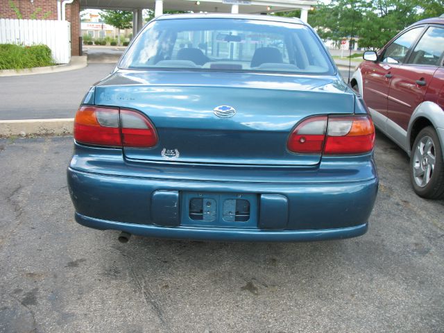 Chevrolet Malibu 2003 photo 4