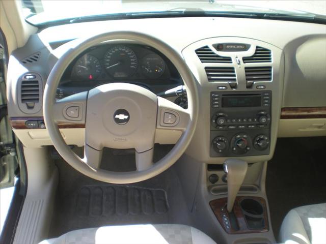 Chevrolet Malibu 2004 photo 5