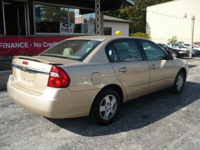 Chevrolet Malibu 2004 photo 1