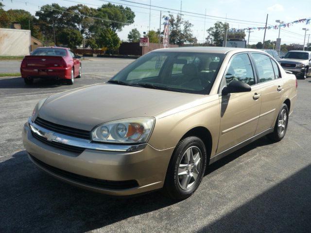 Chevrolet Malibu 2004 photo 3