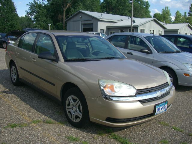 Chevrolet Malibu 2004 photo 1