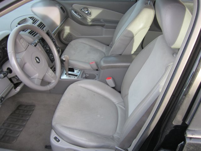 Chevrolet Malibu 2004 photo 3