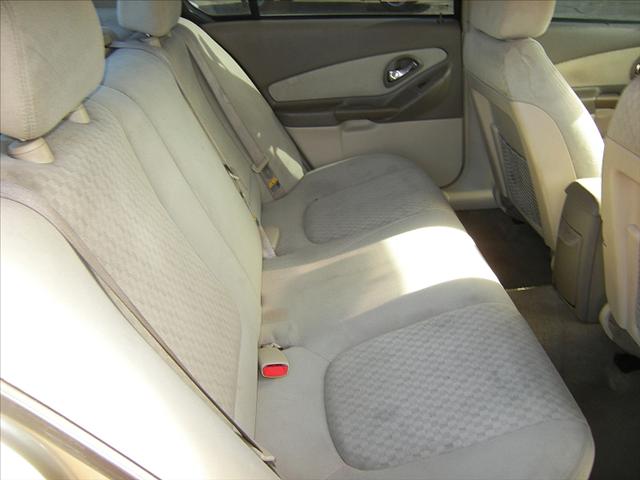 Chevrolet Malibu 2004 photo 5