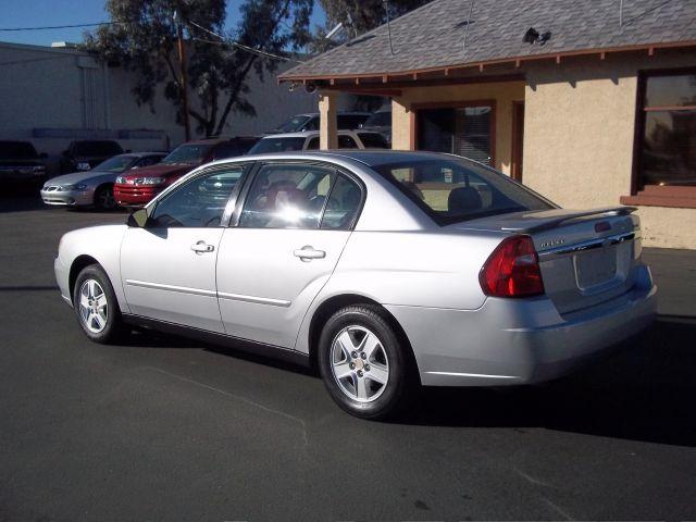 Chevrolet Malibu 2004 photo 3