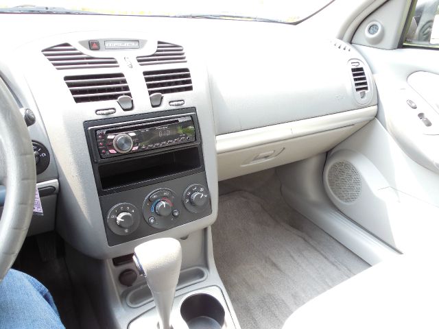 Chevrolet Malibu 2004 photo 9